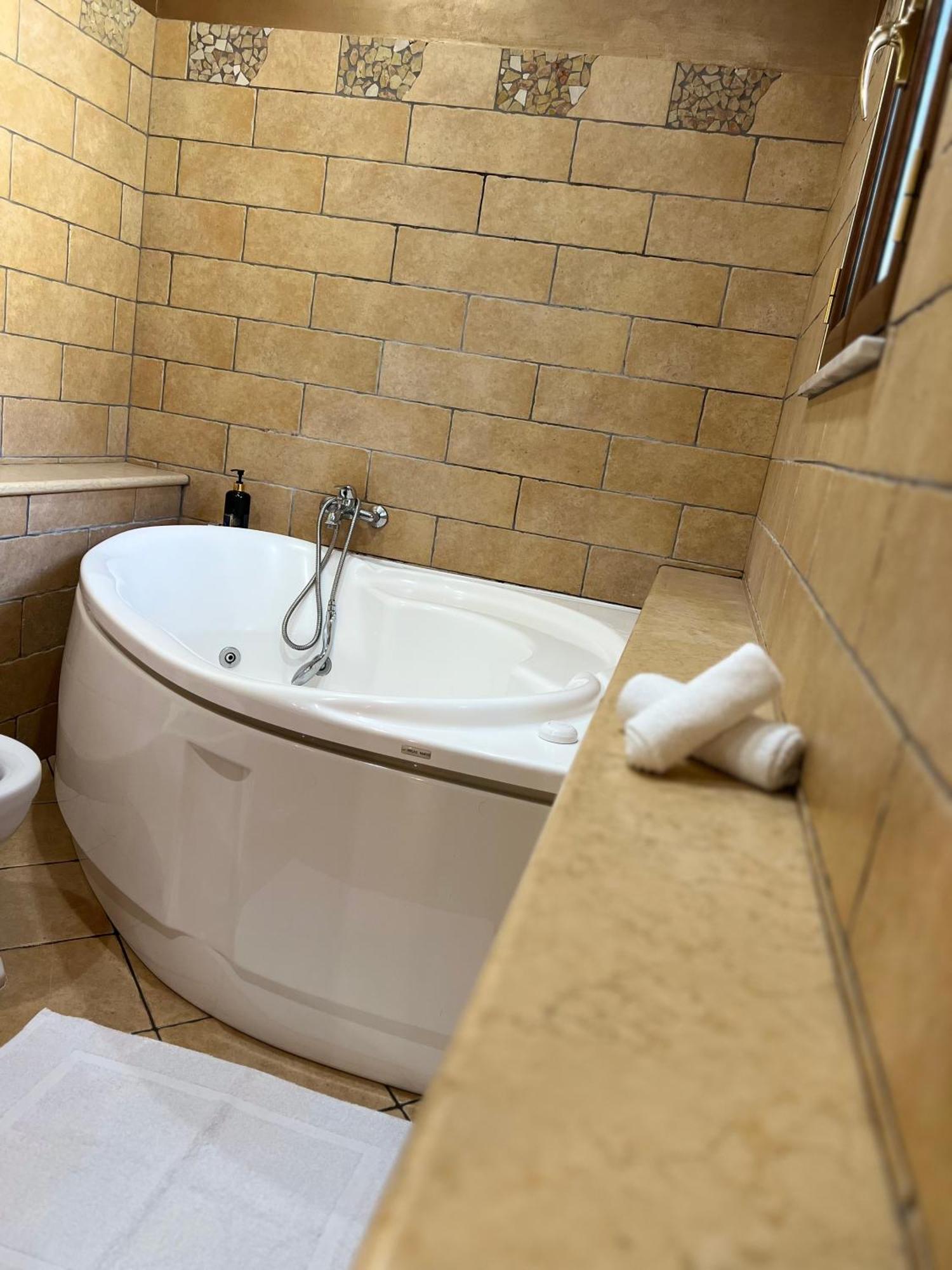 Bacio Del Sole Apartment Palermo Exterior photo